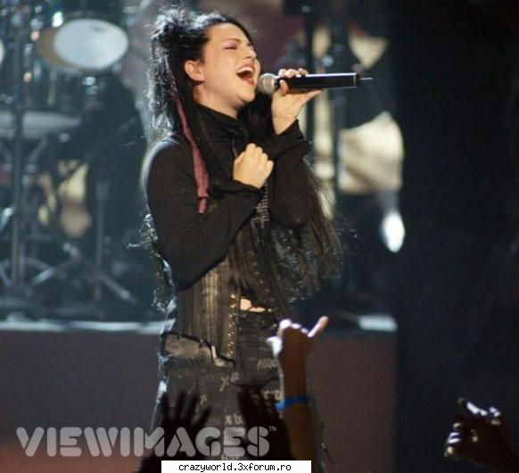 �Poze Amy Lee� - ella - �●๋�Evanescence�●๋�